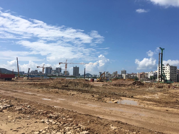 微信圖片_20170905120940.jpg 三亞十大工程:月川村棚戶區(qū)改造安置區(qū)項目